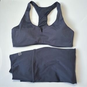 CSB SET - STUDIO COLOR SERENITY BRA AND SERENITY LEGGINGS SET SIZE SMALL